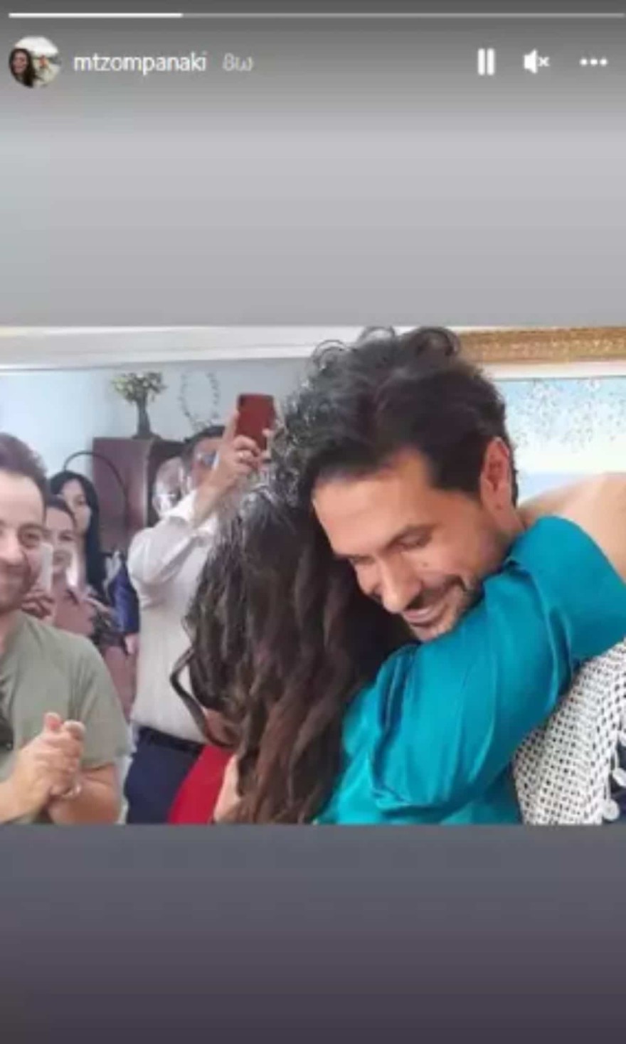 Η τρυφερή φωτογραφία της Μαρίας Τζομπανάκη από τον γάμο του Ορφέα Αυγουστίδη