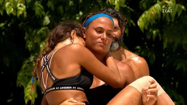 Survivor 5: Εκτός παιχνιδιού η Βρισηίδα - Στα χέρια της Ασημίνας μεταφέρθηκε στους γιατρούς