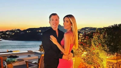 Ξεσάλωσαν στην Βουλιαγμένη Μαριέττα Χρουσαλά και Λέων Πατίτσας - Το βίντεο με τον ξέφρενο χορό