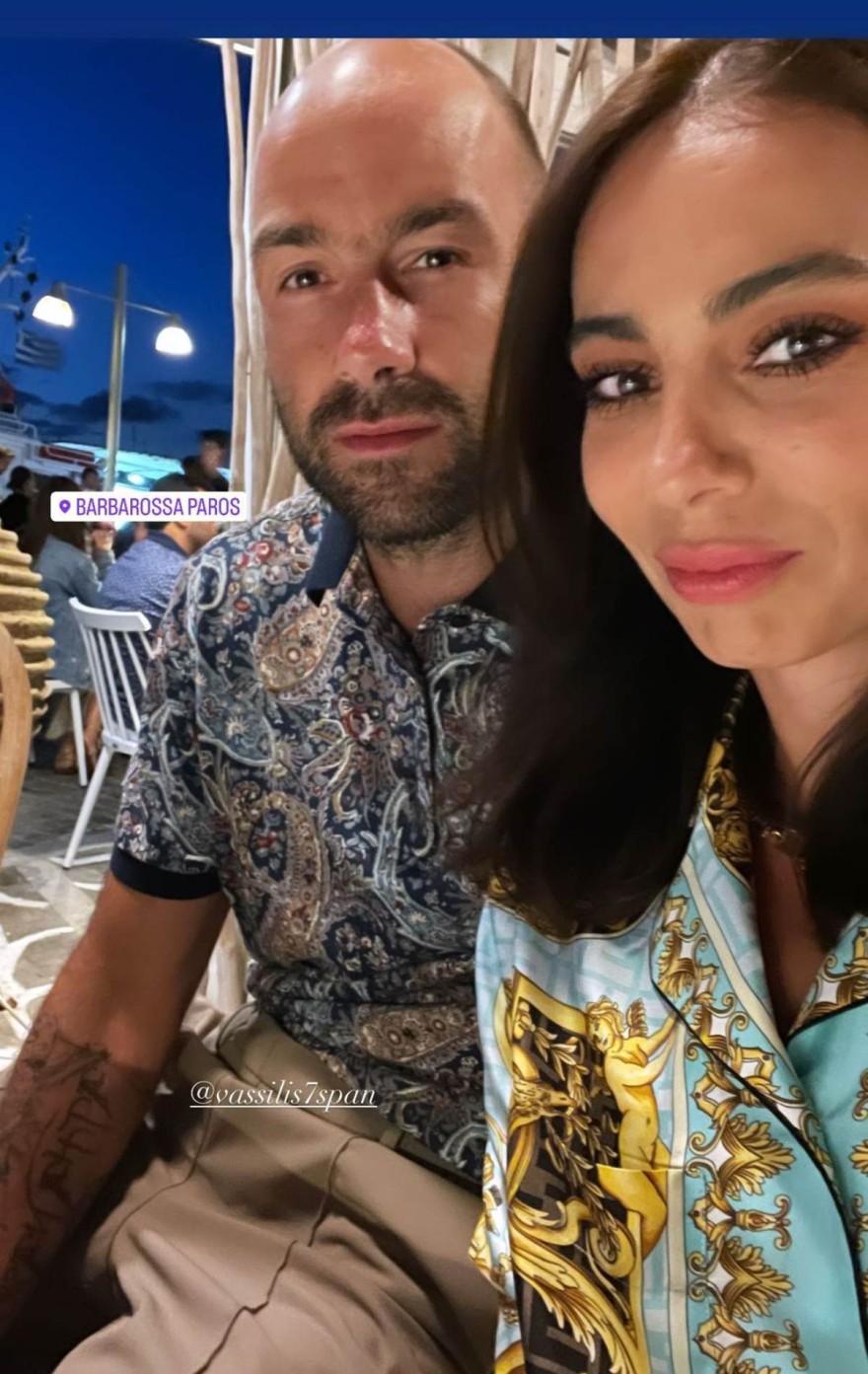  Στην Πάρο για διακοπές Ολυμπία Χοψονίδου και Βασίλης Σπανούληγς