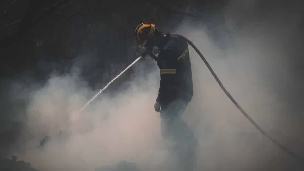 Φωτιά τώρα στον Πύργο Ηλείας