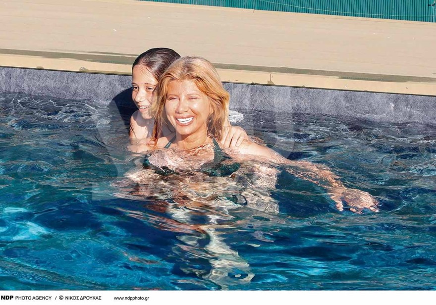 Ζήνα Κουτσελίνη κόρη περιοδικό you