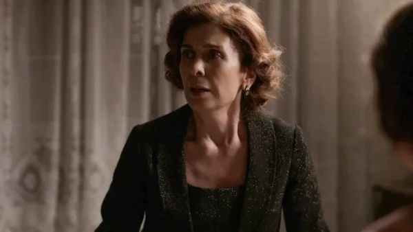 Άγριες Μέλισσες: «Πάρε μας τα υπάρχοντα» - H "Μυρσίνη" τρελάθηκε και το Twitter υποκλίθηκε στην Διδασκάλου