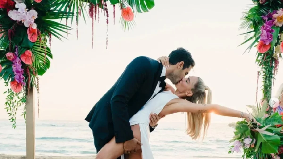 Δεν έχει τέλος το ταξίδι του μέλιτος για την Μεταξά και τον Καπότση - Μετά τις Μαλδίβες "πετάχτηκαν" μέχρι τις ΗΠΑ