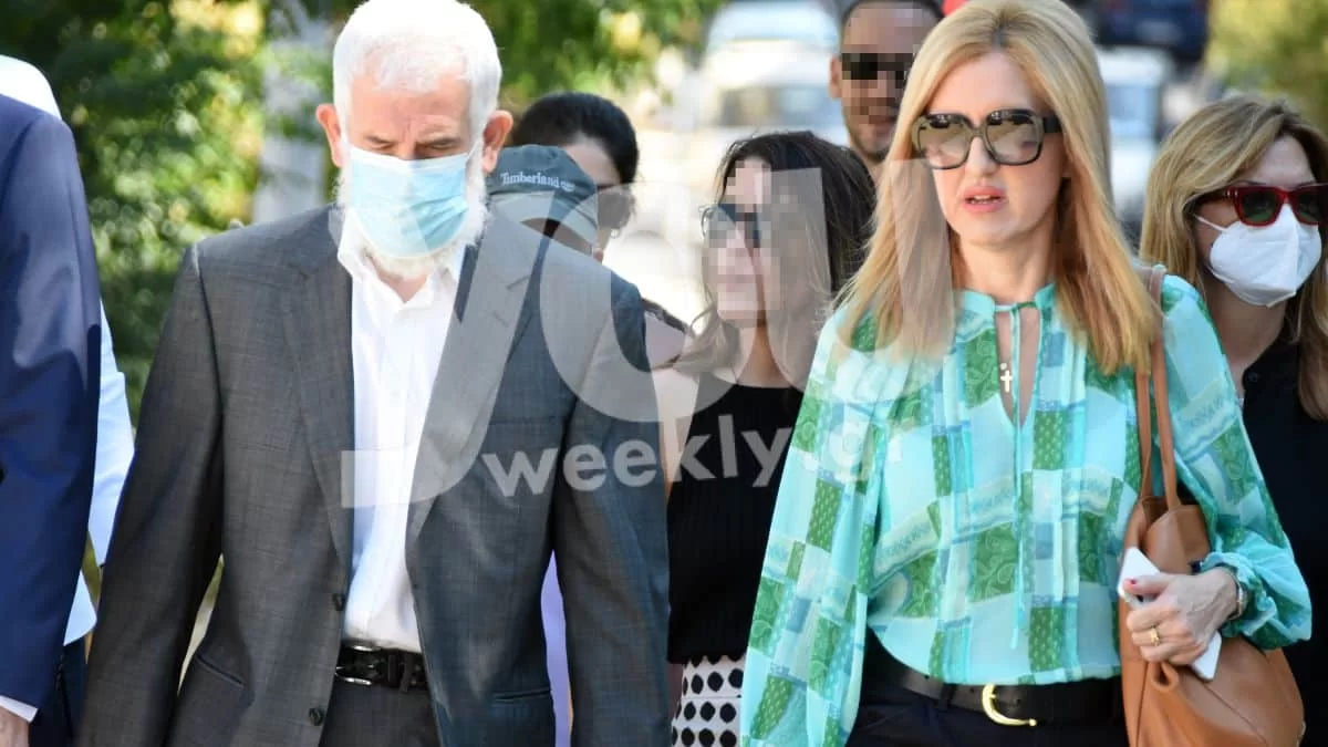 Πολλοί το είδαν λίγοι το παρατήρησαν: Η κίνηση του Πέτρου Φιλιππίδη έξω από το δικαστήριο