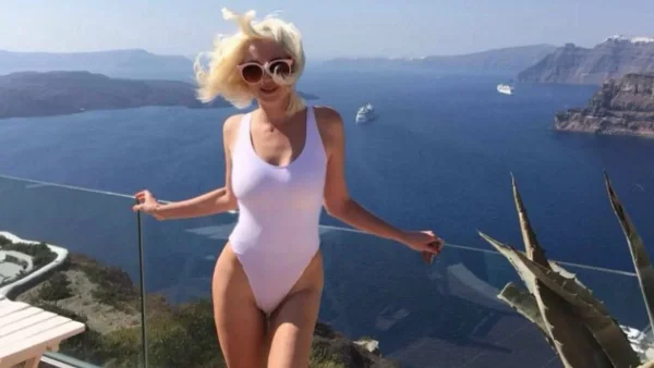 Η εγκυμονούσα Τζούλια Αλεξανδράτου δημοσίευσε βίντεο την ώρα που έκανε υπερηχογράφημα