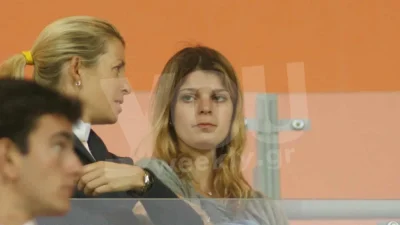 Δεν βγαίνει, δε βοηθάει τον κόσμο, δε δίνει ένα ευρώ - Πώς κατέληξε σήμερα η Αθηνά Ωνάση