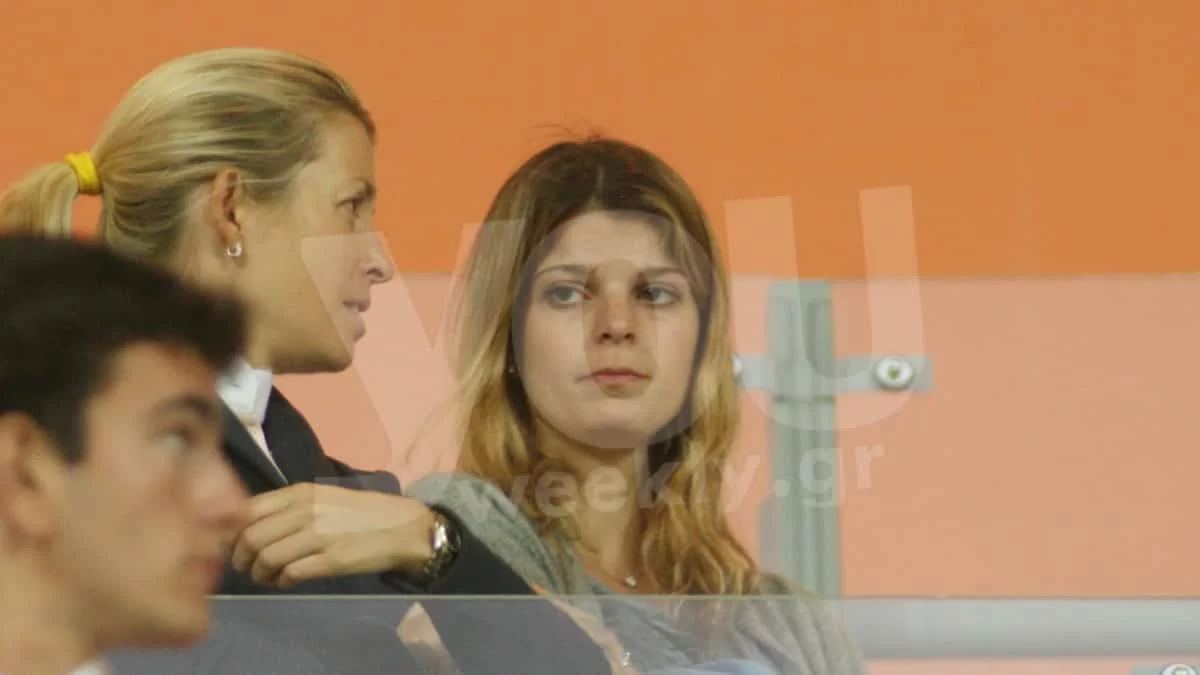 Δεν βγαίνει, δε βοηθάει τον κόσμο, δε δίνει ένα ευρώ - Πώς κατέληξε σήμερα η Αθηνά Ωνάση