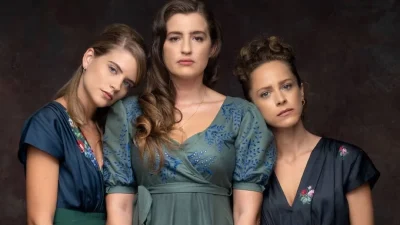 Άγριες Μέλισσες: Τα πιο ονειρικά φορέματα που φορέθηκαν στη σειρά