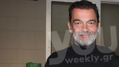 Του λείπει πολύ - Η σπαρακτική ανάρτηση του Καζάκου για τα 30 χρόνια από τον θάνατο της Καρέζη