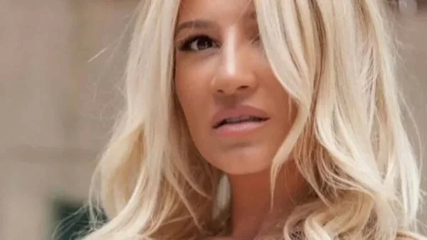 Μαλλιοκούβαρα στον ΣΚΑΙ - Η μεταγραφή της Φαίης Σκορδά έχει φέρει τα πάνω κάτω στο κανάλι