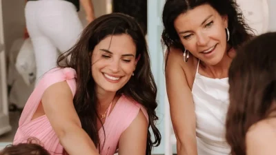 Γενέθλια για τη Χριστίνα Μπόμπα - Τα πασαλειμμένα με σοκολάτα διδυμάκια έκλεψαν την παράσταση