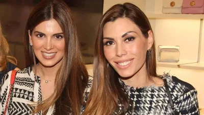 Η Σταματίνα με λεοπάρ μπικίνι και η Ιωάννα με έντονο πορτοκαλί ολόσωμο - Τα κοινά μπάνια Τσιμτσιλή και Μπούκη στην Πάρο