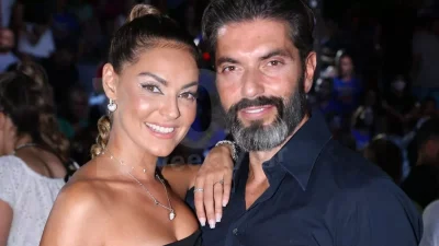 "Έσφαξαν" με το γάντι την σχέση της Βρισηίδας και του Μαρτίκα - Το βίντεο που κάνει το γύρο του διαδικτύου με το απρεπές σχόλιο