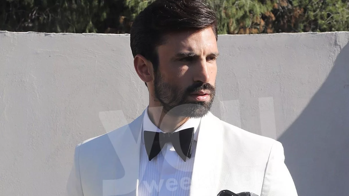 Μελαχρινή καλλονή η σύντροφος του Ηλία Γκότση - Δεν σταματάει να χαμογελάει στο πλευρό της