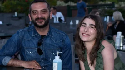 Η φωτογραφία της Χρύσας Μιχαλοπούλου με λαχανί μπικίνι στον 7ο μήνα εγκυμοσύνης