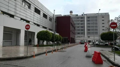 Πάτρα: Κατεπείγουσα έρευνα και έκτακτη σύσκεψη στο νοσοκομείο Άγιος Ανδρέας για τον θάνατο του 49χρονου