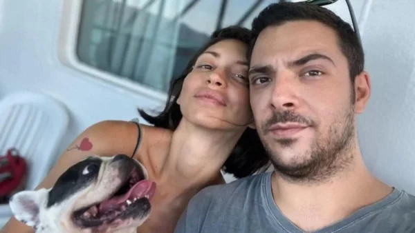 "Τσακίζει" κόκαλα η σύντροφος του Πάνου Νάτση - Η φωτογραφία από το σημείο του δυστυχήματος