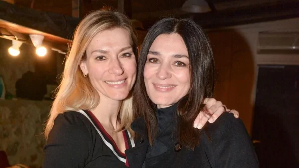 Η Ζέτα Δούκα παραμένει κορμάρα στα 48 της - Καλοκαιρινές διακοπές μαζί με τη Ναυπλιώτου