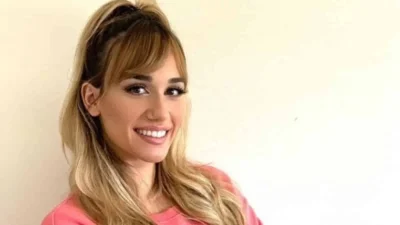 Με μικροσκοπικό λεοπαρδαλέ μπικίνι - Η Έλενα Κώνστα προκαλεί πανικό στο Instagram