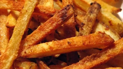Κινδυνεύετε αν φάτε καμένες τηγανιτές πατάτες - Μπορεί να πάθετε μέχρι και...