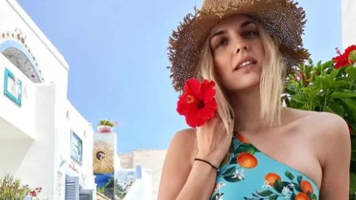 Με φουσκωμένη κοιλίτσα στο ηλιοβασίλεμα - Η συγκινητική ανάρτηση της Μαντώς Γαστεράτου λίγο πριν γεννήσει