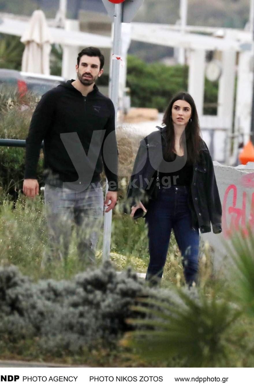 Ηλίας Γκότσης - κοπέλα