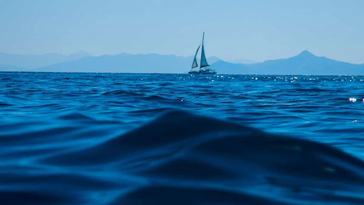 Καιρός 17/7: Μέχρι πόσο θα "χτυπήσει" το θερμόμετρο; - Έως και 8 μποφόρ οι άνεμοι στα πελάγη