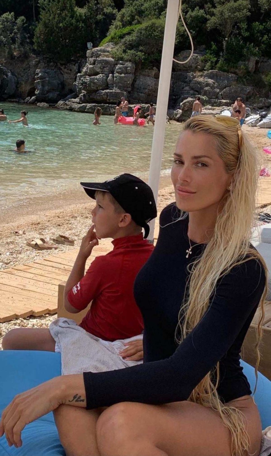 Βικτώρια Καρύδα γιος