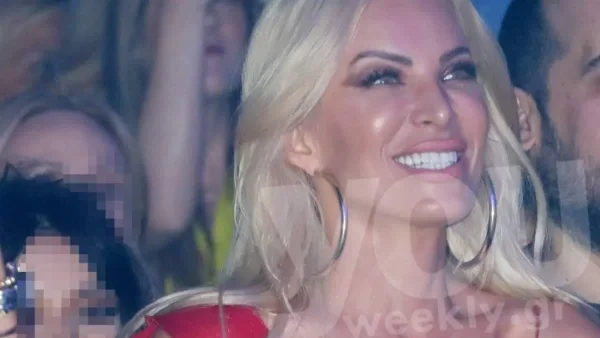 Μόνο με καψουροτράγουδα μπορεί να αντέξει - Τα παράπονα της Καινούργιου για μουσική σε μπαρ μετά τον χωρισμό