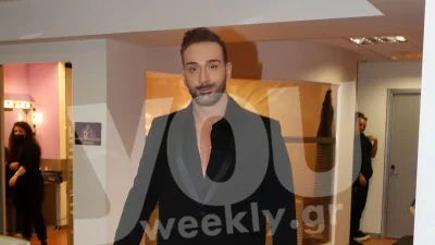 Ο Νίκος Κοκλώνης έντυσε την ανιψιά του νυφούλα - Τα ''έσπασαν'' στην πίστα με την Δέσποινα Βανδή