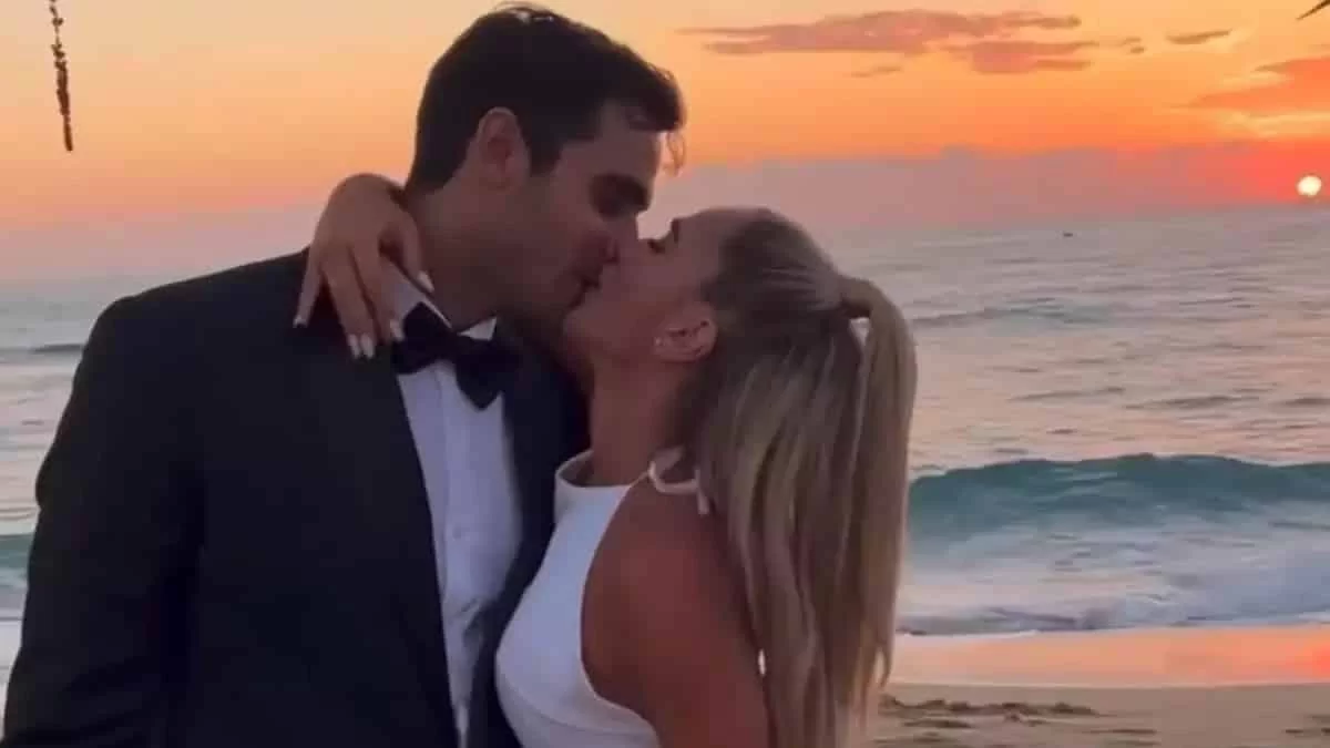 Γάμος σαν «παραμύθι» - Κόνι Μεταξά και Μάριος Καπότσης εμπλούτισαν το αλμπουμ της ονειρεμένης τελετής