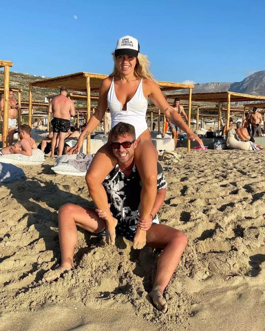 Ανάρτηση με την Κόνι Μεταξά