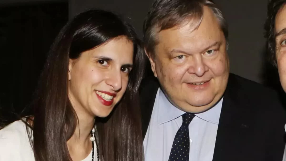 Παντρεύτηκε η κόρη του Ευάγγελου Βενιζέλου, Ελβίνα - Με κατάλευκο ρομαντικό νυφικό και τιάρα