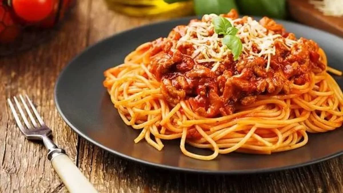 Έχουν τις μισές θερμίδες αν τα... - Πώς να τρώτε μακαρόνια χωρίς καθόλου τύψεις