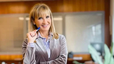 «Σε κάποιου άλλου τη ζωή...» - Η αινιγματική ανάρτηση της Μάρας Ζαχαρέα από τις διακοπές της στην Πάρο