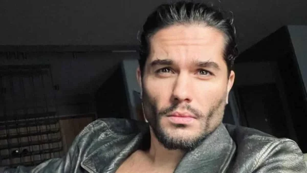 Χρήστος Μάστορας: Αποθέωσε τη νικήτρια του X-Factor μετά την αυλαία του μουσικού show