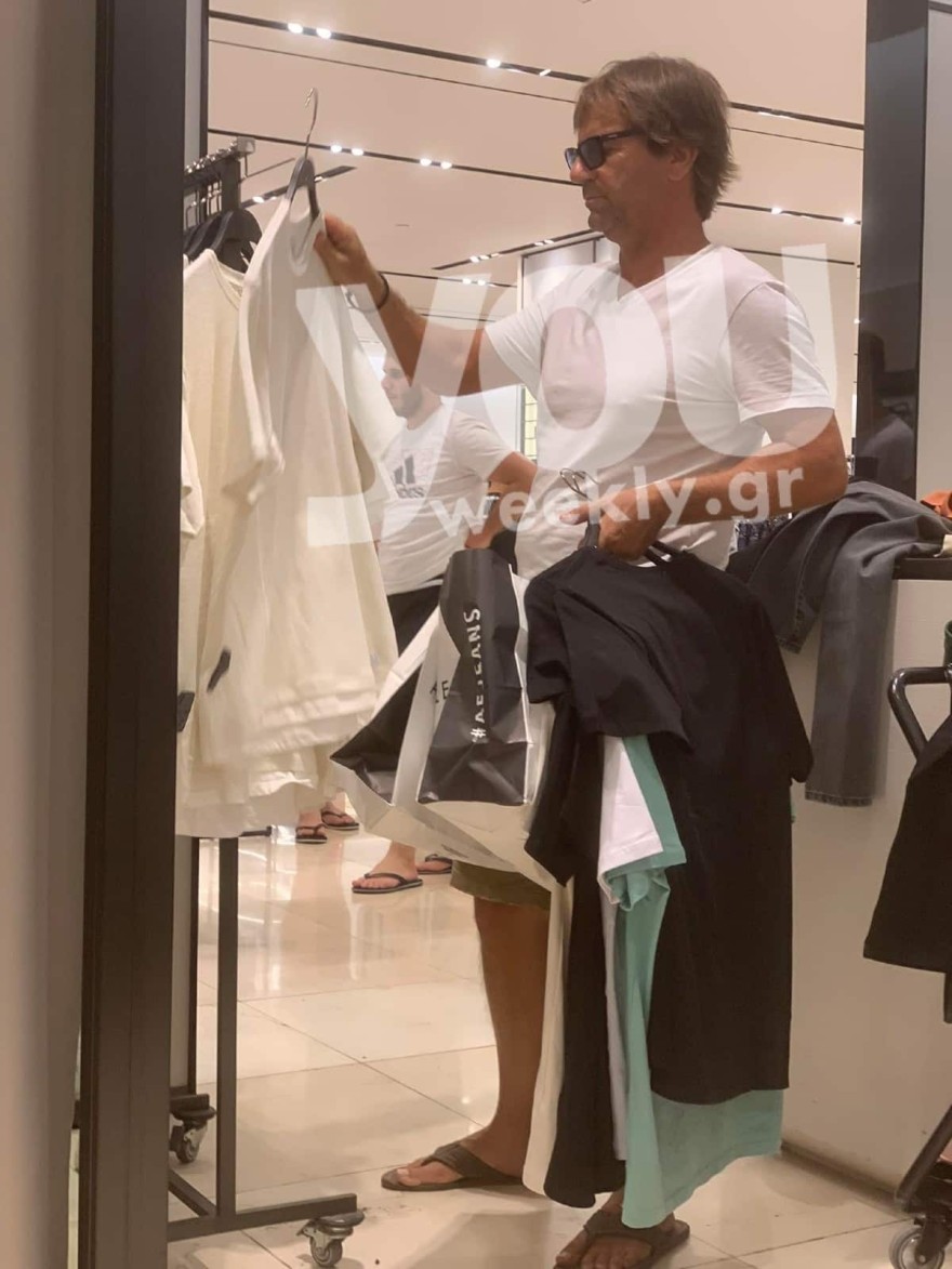 Ο Ματέο Παντζόπουλος ψωνίζει στα ZARA στο Mall
