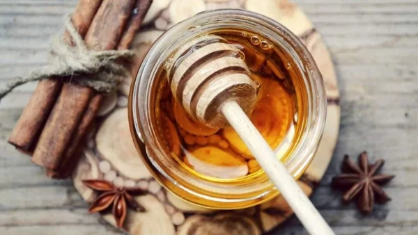 Συνδύασε μέλι και κανέλα και το αποτέλεσμα θα σε εκπλήξει - Μπορεί να θεραπεύσει μέχρι και...