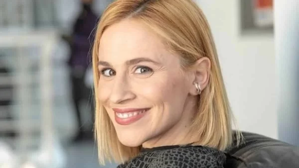 "Αρνούμαι να σε χαιρετήσω..." - Ανακοίνωσε το τέλος η Νάντια Μπουλέ