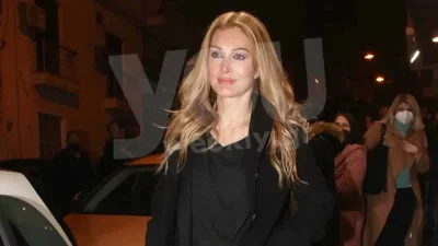 Με μάρμαρα και χρυσούς δίσκους στους τοίχους - Όνειρο το σπίτι της Θεοδωρίδου στα Νότια