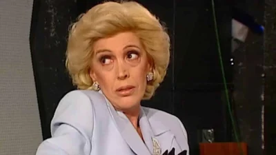 «Η Ντένη πήγε να βρει τον Κωνσταντίνο της!» - Λύγισε το Twitter με την επιστροφή των Δύο Ξένων στο Mega