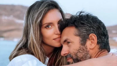 Οικονομάκου - Μιχόπουλος: Στιγμές χαλάρωσης στα Ματογιάννια για το όμορφο ζευγάρι