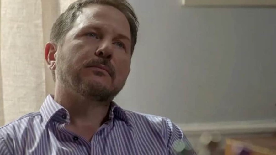 Ο Παπαφράγκος αποκαλύπτει για το μυστικό του Μανόλη πριν το φινάλε της σεζόν