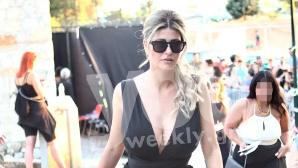 "Βροχή" τα σχόλια κάτω από την ανάρτηση της Πελαγίας Καζολέα - Πόζαρε με μικροσκοπικό μπικίνι η παίκτρια του Survivor 5