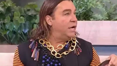 «Τι πιο ωραίο να γιορτάζεις...» - Η συγκινητική ανάρτηση του Τρύφωνα Σαμαρά για τα γενέθλιά του