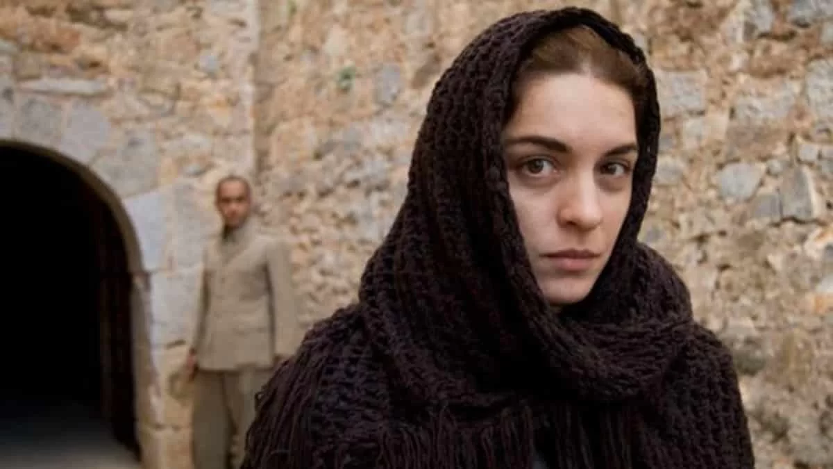 «Μια νύχτα του Αυγούστου»: Η Γιουλίκα Σκαφιδά δημοσιεύει τις πρώτες φωτογραφίες από τα γυρίσματα της πολυαναμενόμενης σειράς