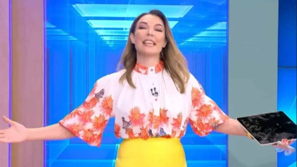 «Γνωριζόμαστε 29 χρόνια...» - Η συγκινητική αυλαία της Tατιάνας Στεφανίδου στο T-live