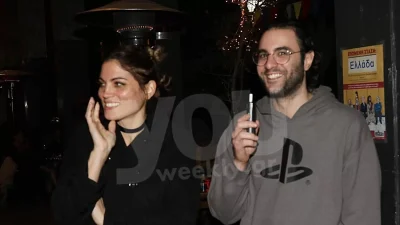 Τον ακολουθεί παντού όπου κι αν πηγαίνει - Στο πλευρό του Ίαν Στρατή η Μαίρη Συνατσάκη