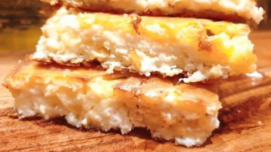 Μυκονιάτικη τυρόπιτα με τυροβολιά